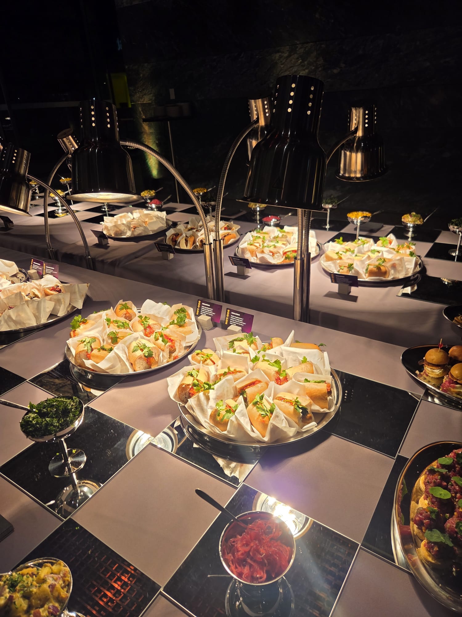 Detal cateringu podczas eventu marki